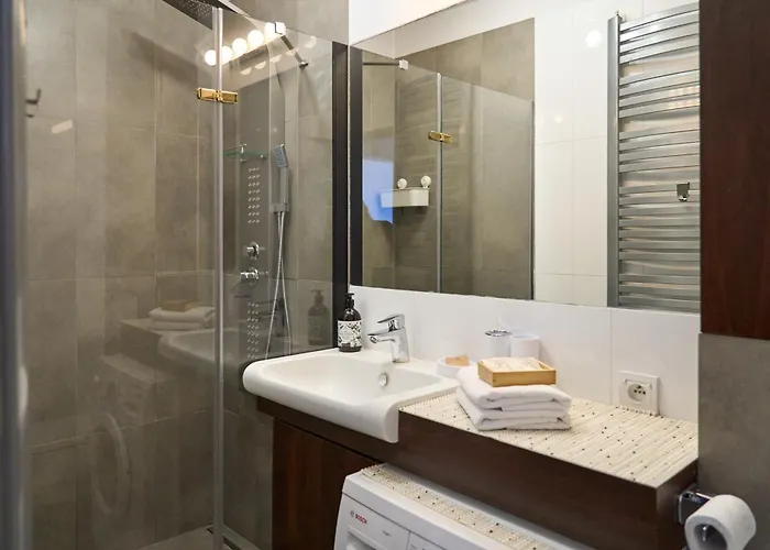 Apartment Ah Sw Antoniego *